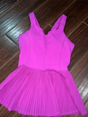 lululemon athletica Bright Fuchsia Pleated Tank Top